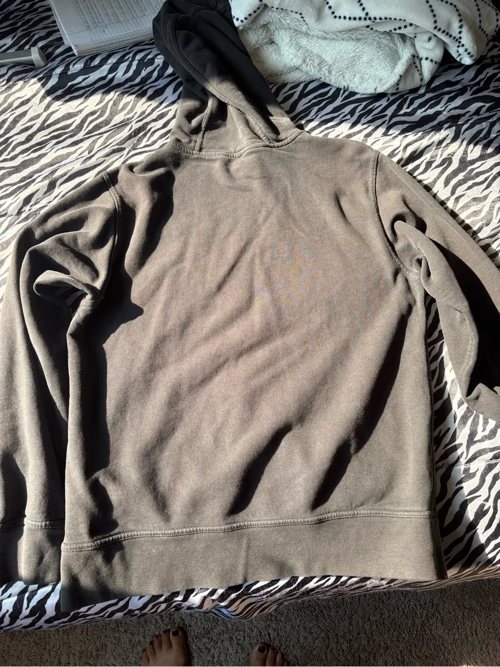 The North Face Men's Charcoal Gray Pullover Hoodie